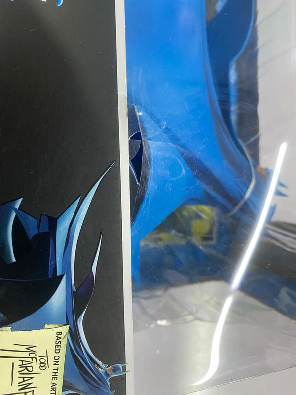 Damaged Window(7/10) DC Multiverse Of Batman Year Two (Gold Label) Action Figure