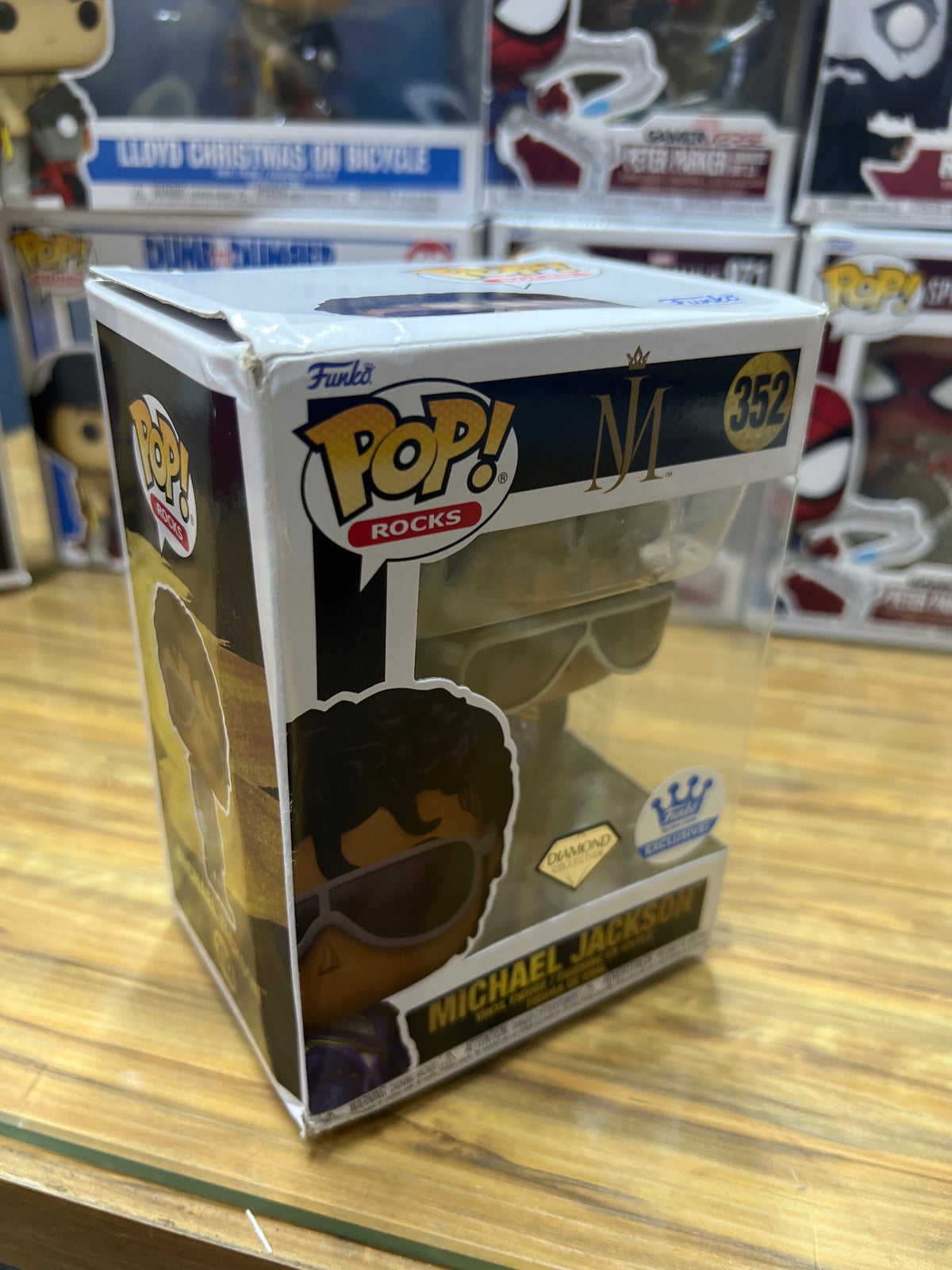 [DAMAGED BOX: 8/10] Michael Jackson Funko Pop! Vinyl1984 Grammys Diamond Edition