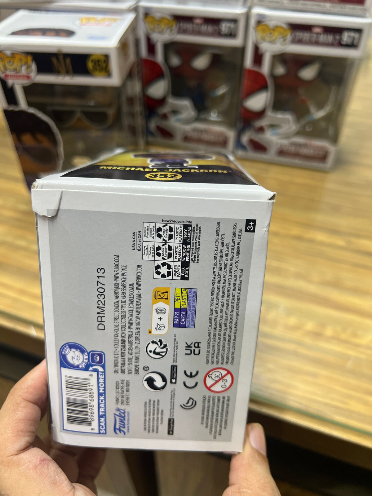 [DAMAGED BOX: 6.5/10] Michael Jackson Funko Pop! Vinyl1984 Grammys Diamond Edition